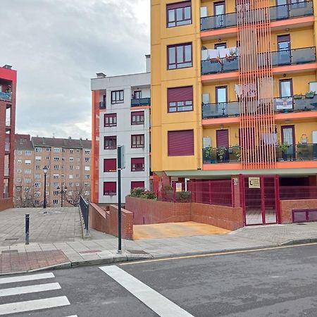 Апартаменти Avello Oviedo Con Parking Екстер'єр фото